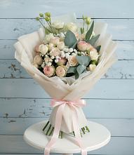 Букет цветов из:  Розы и Лизиантусы в Пономаревка Оренбургская область