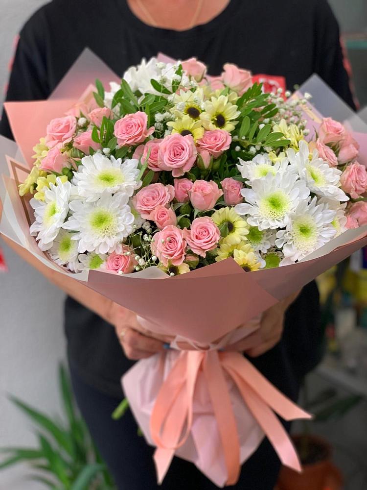Букет цветов из: Розы и Хризантемы в Пономаревка Оренбургская область