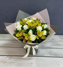 Букет цветов из:  Орхидеи и Розы в Пономаревка Оренбургская область