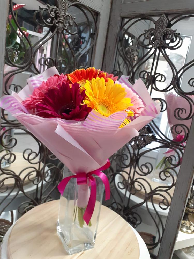 Букет цветов из: Герберы в Пономаревка Оренбургская область