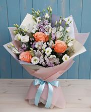 Букет цветов из:  Лизиантусы, Розы, Альстромерии и Гипсофила в Пономаревка Оренбургская область