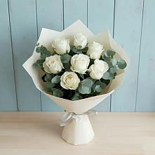 Букет Белые розы в Эвкалипте в Пономаревка Оренбургская область