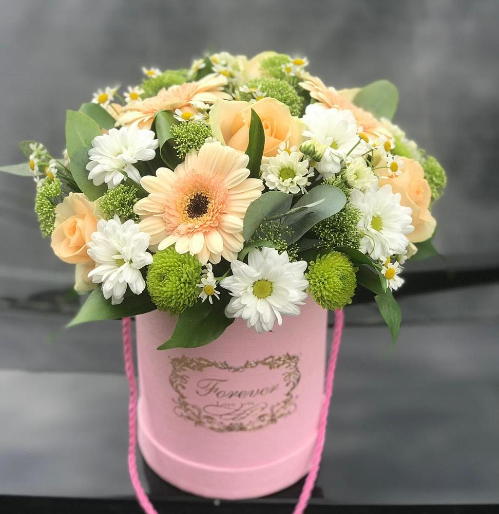 Цветочная композиция из Розы, Герберы и Хризантемы в шляпной коробке в Пономаревка Оренбургская область